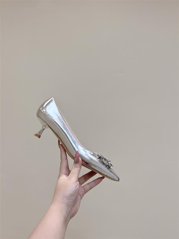 20251127171742268 320